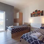 Cozy In With House A Panoramic View * Neoric